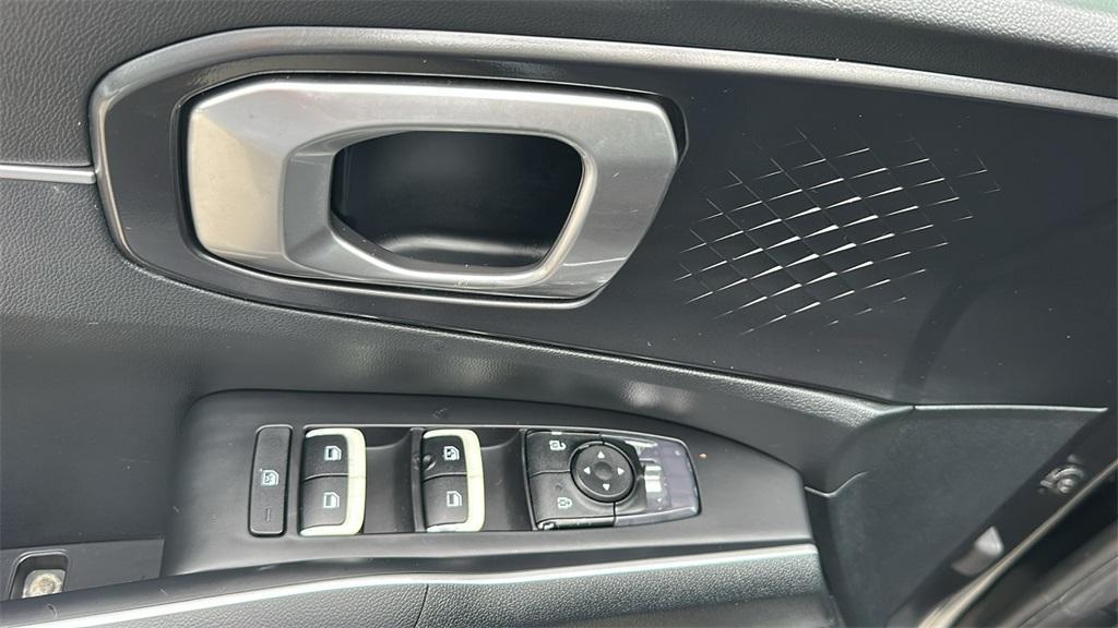 used 2022 Kia Sorento car, priced at $20,000