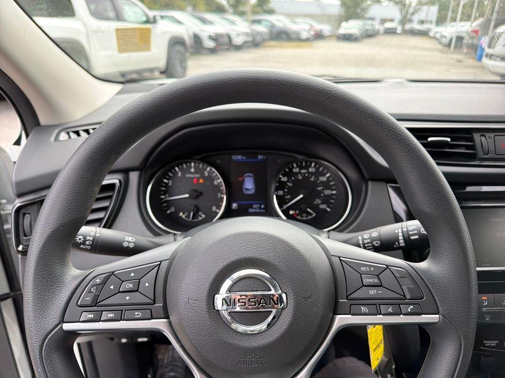 used 2020 Nissan Rogue Sport car, priced at $15,999