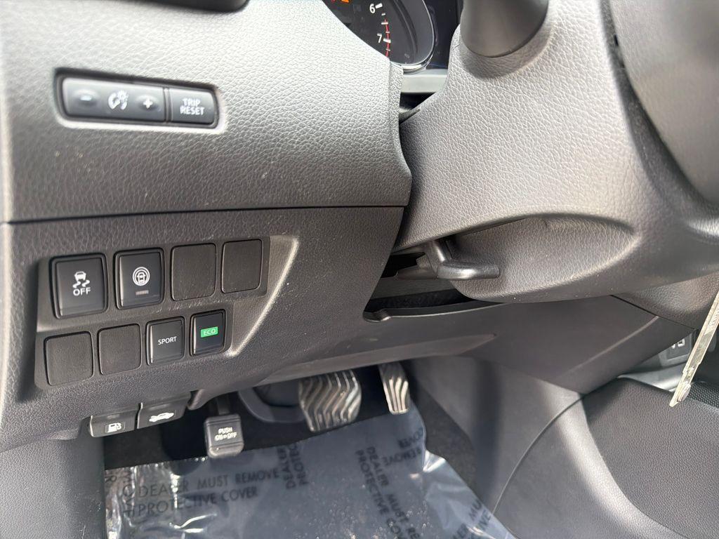 used 2020 Nissan Rogue Sport car, priced at $15,999