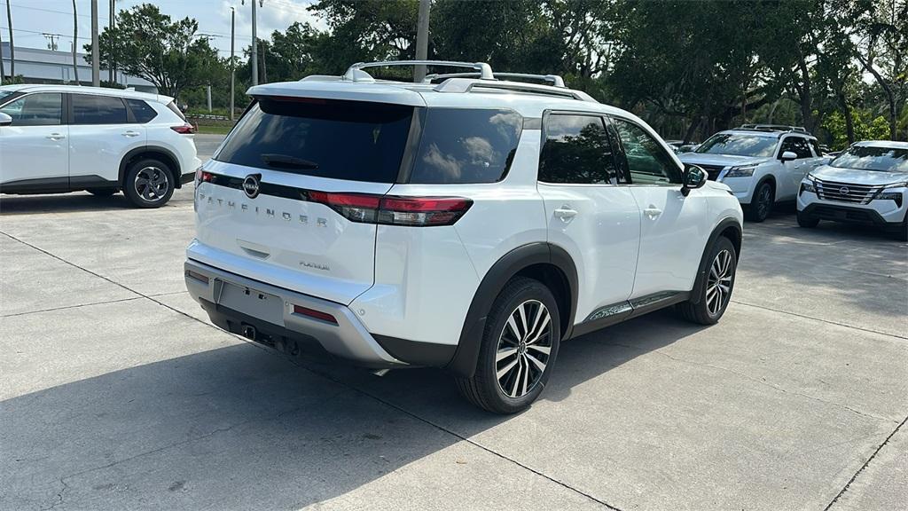 new 2025 Nissan Pathfinder car, priced at $48,922