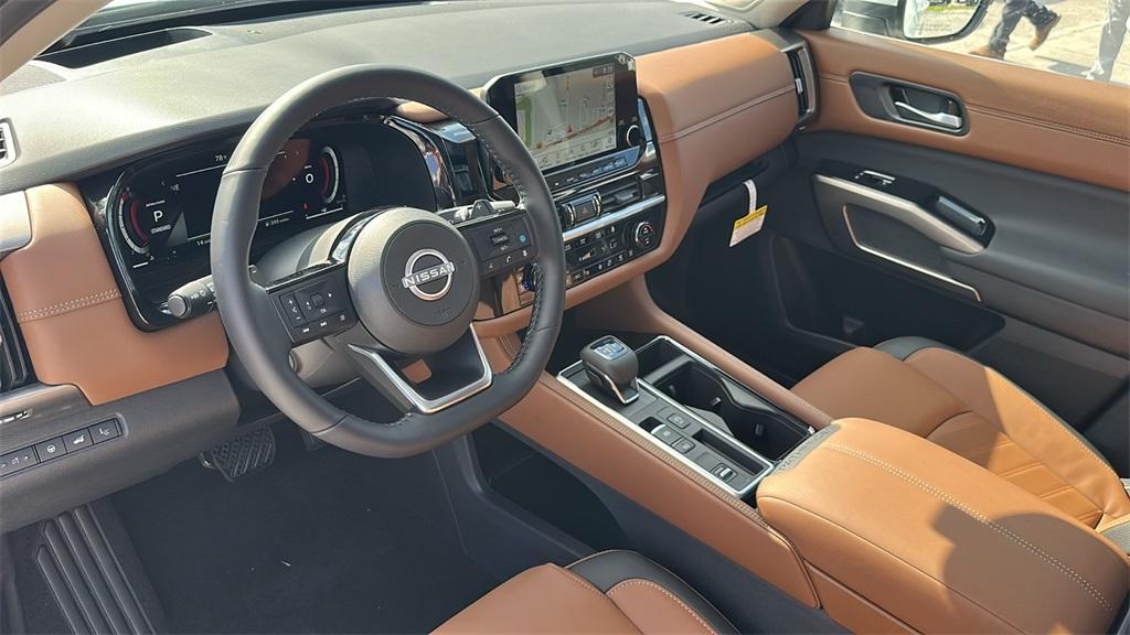 new 2025 Nissan Pathfinder car, priced at $48,922