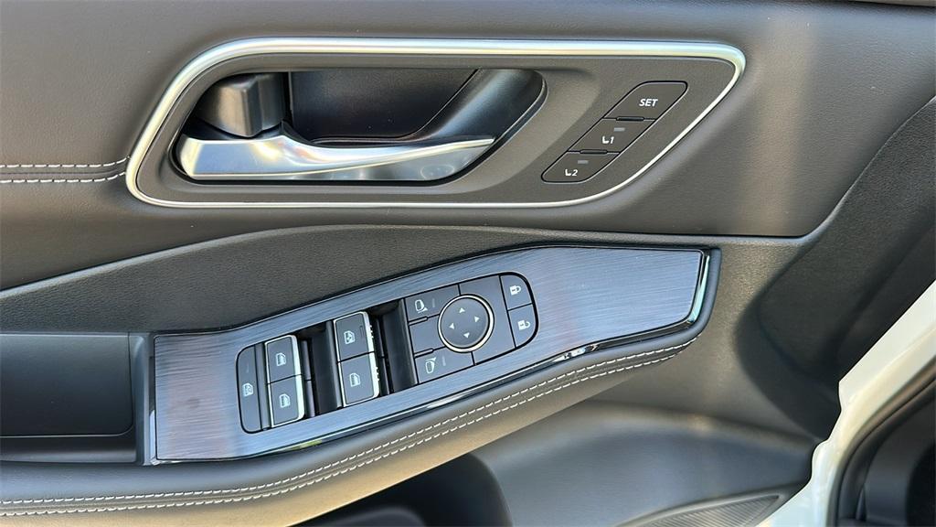 new 2025 Nissan Rogue car, priced at $43,485