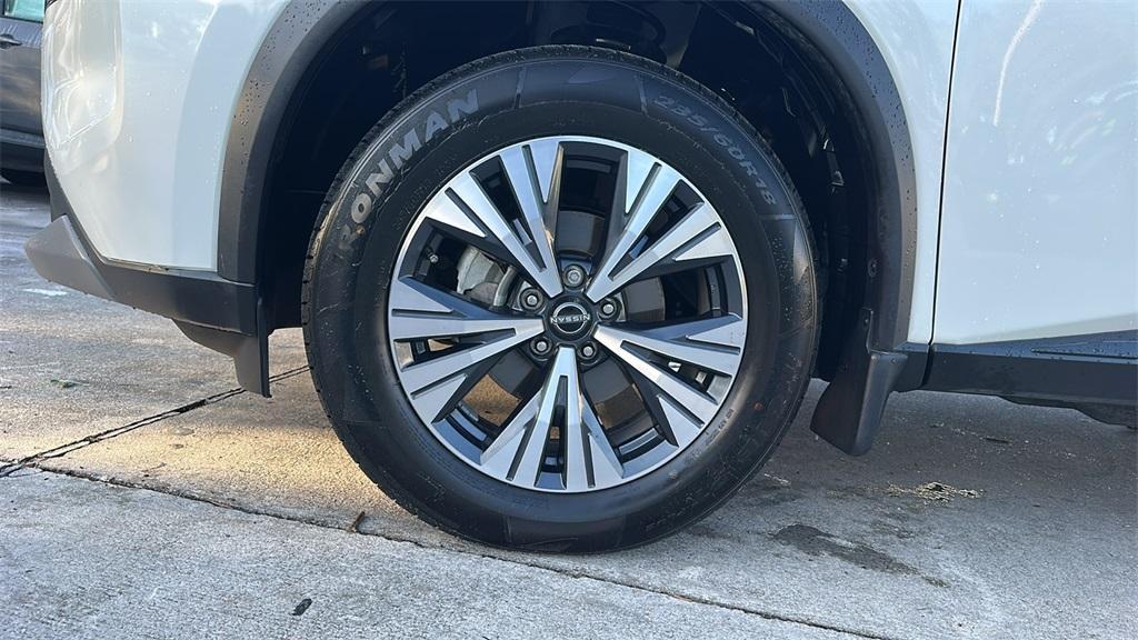 used 2023 Nissan Rogue car, priced at $21,200