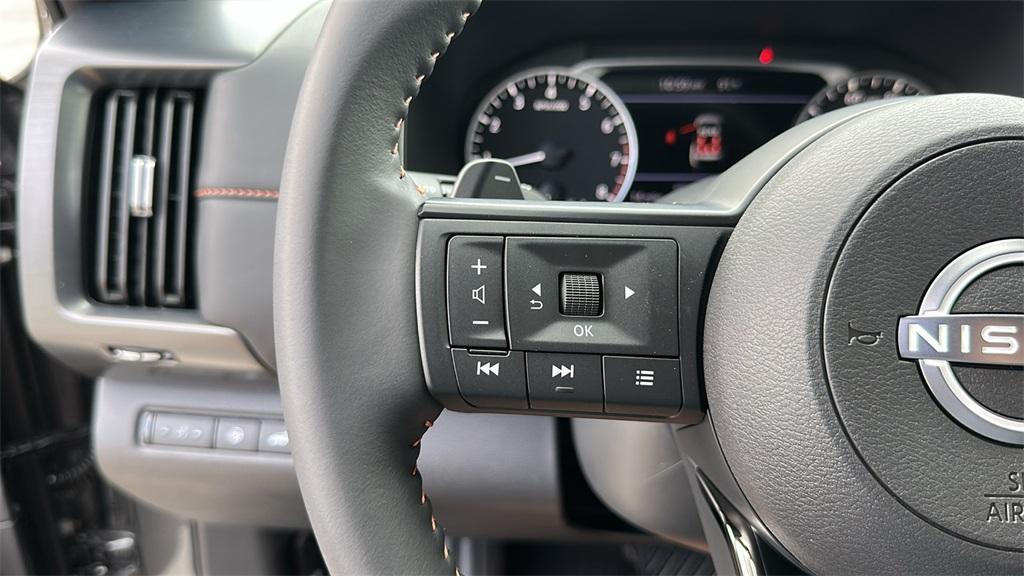 new 2025 Nissan Pathfinder car, priced at $44,073