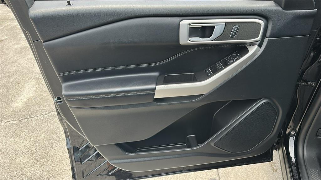 used 2022 Ford Explorer car, priced at $28,492