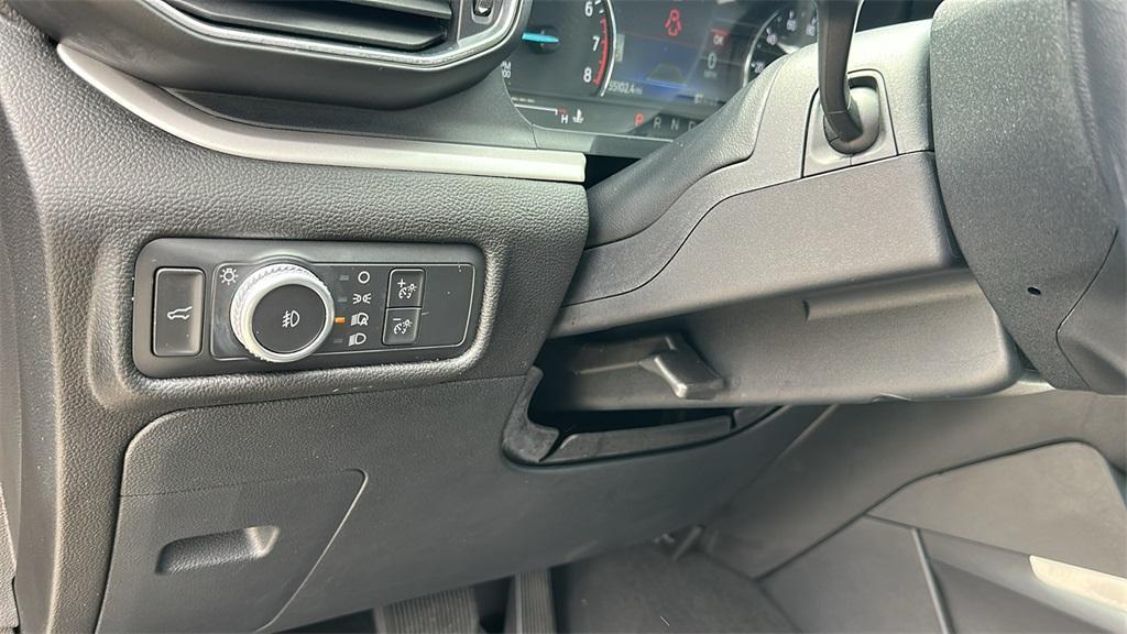used 2022 Ford Explorer car, priced at $28,492