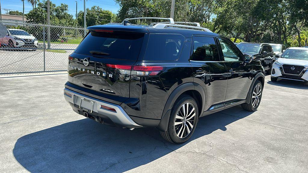 new 2024 Nissan Pathfinder car, priced at $40,214