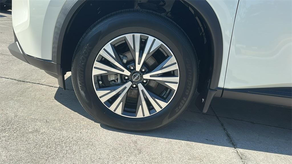 used 2023 Nissan Rogue car, priced at $23,488