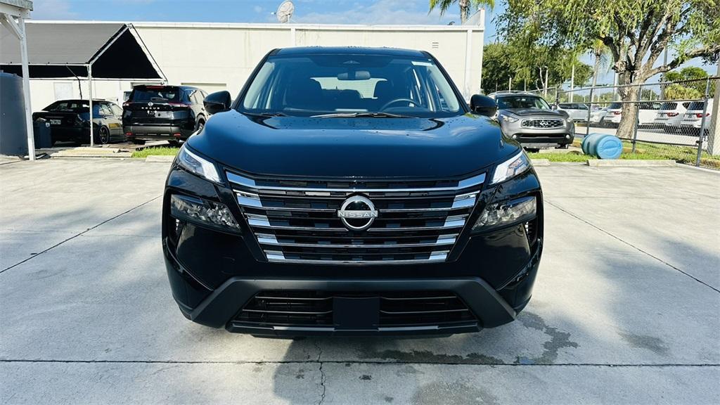 new 2025 Nissan Rogue car, priced at $30,685