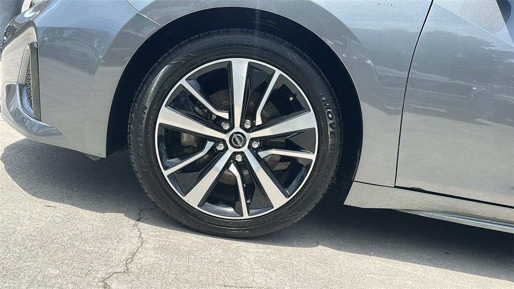 used 2023 Nissan Maxima car, priced at $21,600
