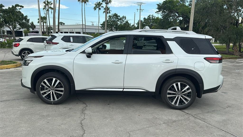 new 2025 Nissan Pathfinder car, priced at $49,619