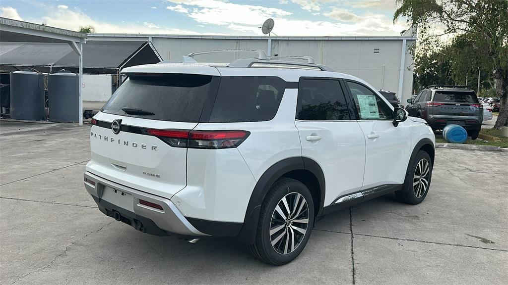 new 2025 Nissan Pathfinder car, priced at $49,619