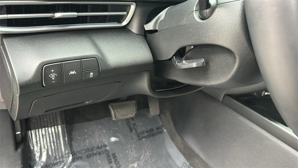 used 2023 Hyundai Elantra car, priced at $20,895