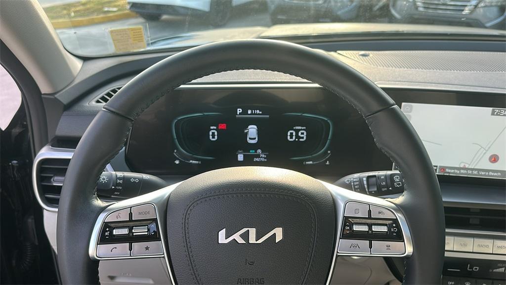 used 2024 Kia Telluride car, priced at $35,995