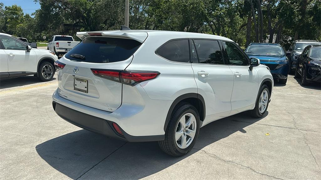 used 2022 Toyota Highlander car, priced at $29,888