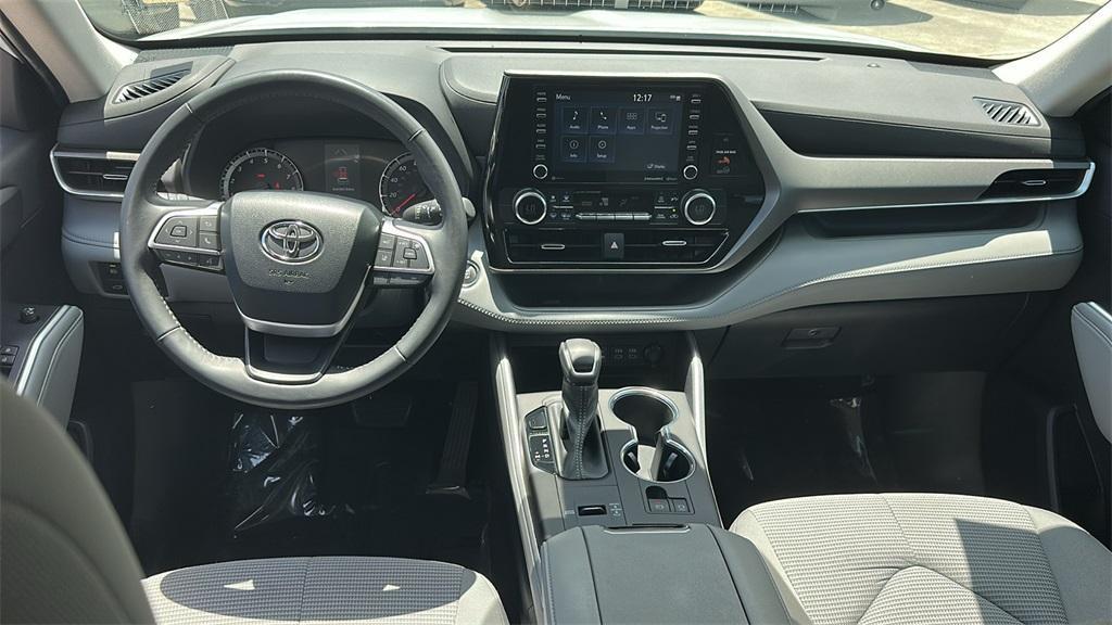 used 2022 Toyota Highlander car, priced at $29,888