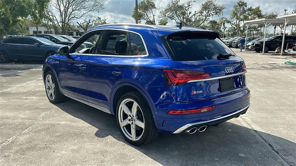 used 2022 Audi SQ5 car, priced at $35,900