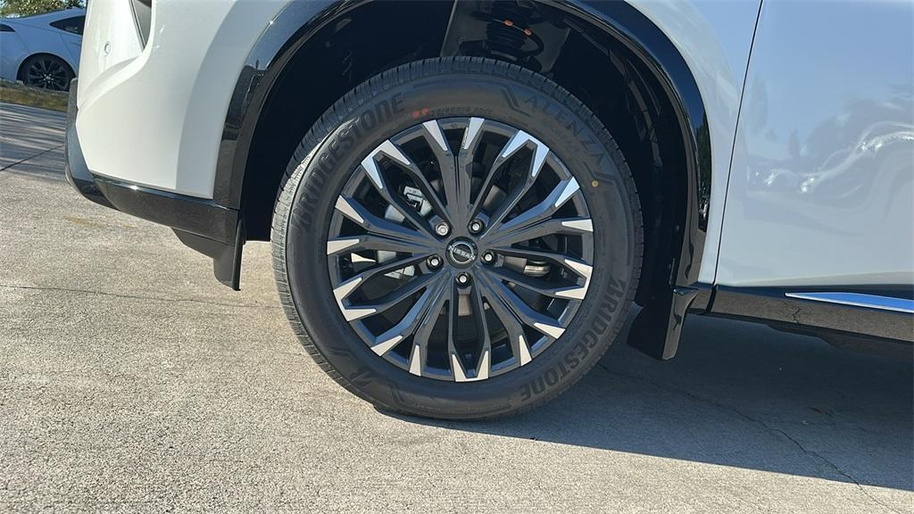 new 2025 Nissan Rogue car, priced at $41,126