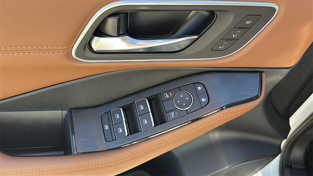 new 2025 Nissan Rogue car, priced at $41,126
