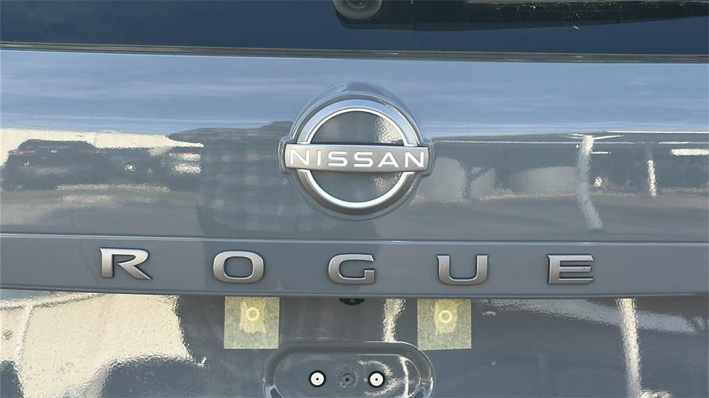 new 2025 Nissan Rogue car, priced at $37,927