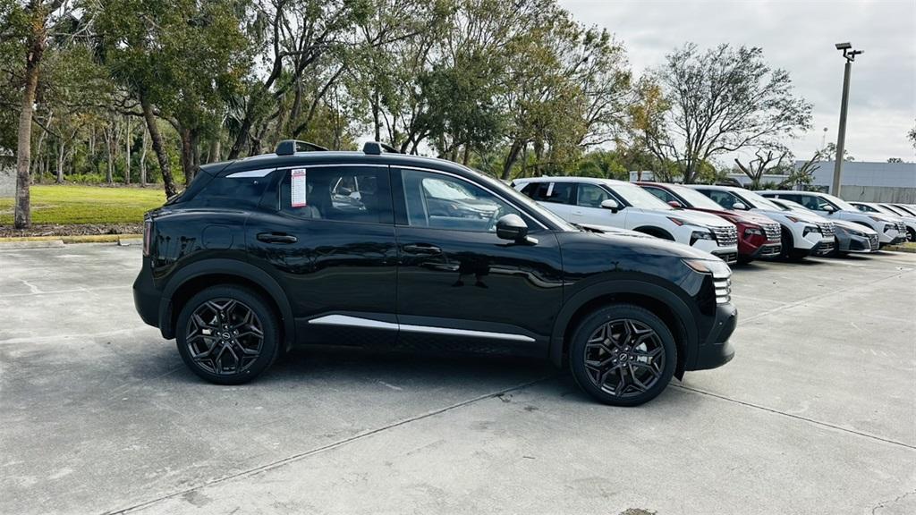 new 2025 Nissan Kicks car, priced at $31,561