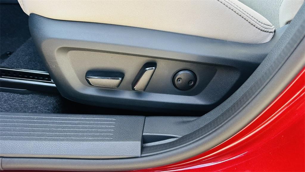 new 2025 Nissan Rogue car, priced at $31,062
