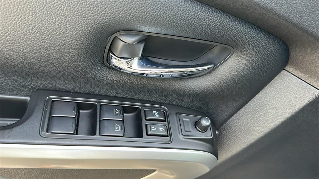 used 2024 Nissan Titan car, priced at $45,988