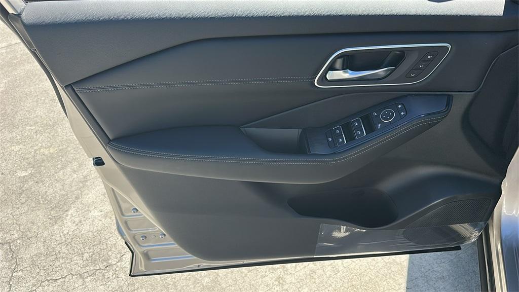 new 2026 Nissan Rogue car, priced at $39,960