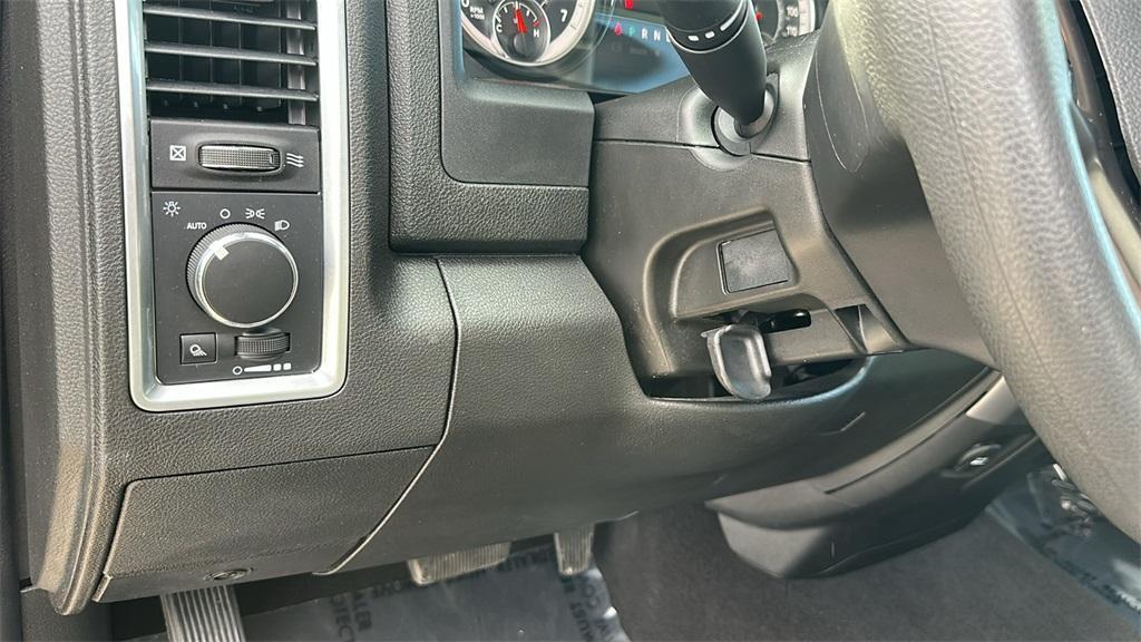 used 2024 Ram 1500 Classic car, priced at $28,995