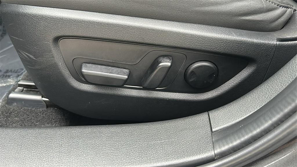 used 2023 Mazda CX-30 car, priced at $21,500