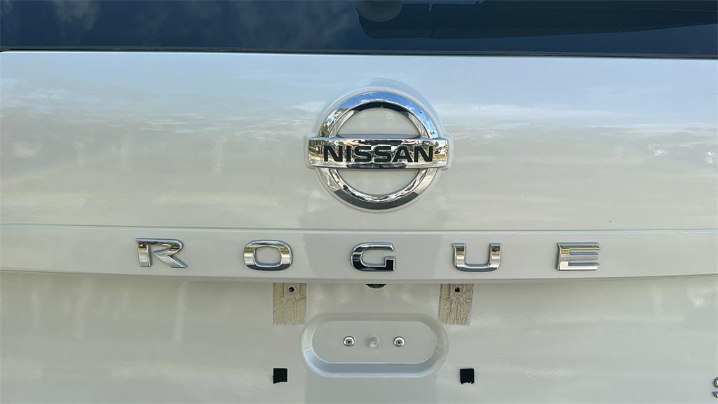 used 2021 Nissan Rogue car, priced at $19,700