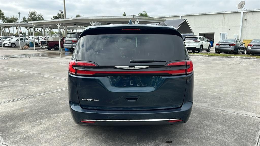 used 2022 Chrysler Pacifica car, priced at $18,800