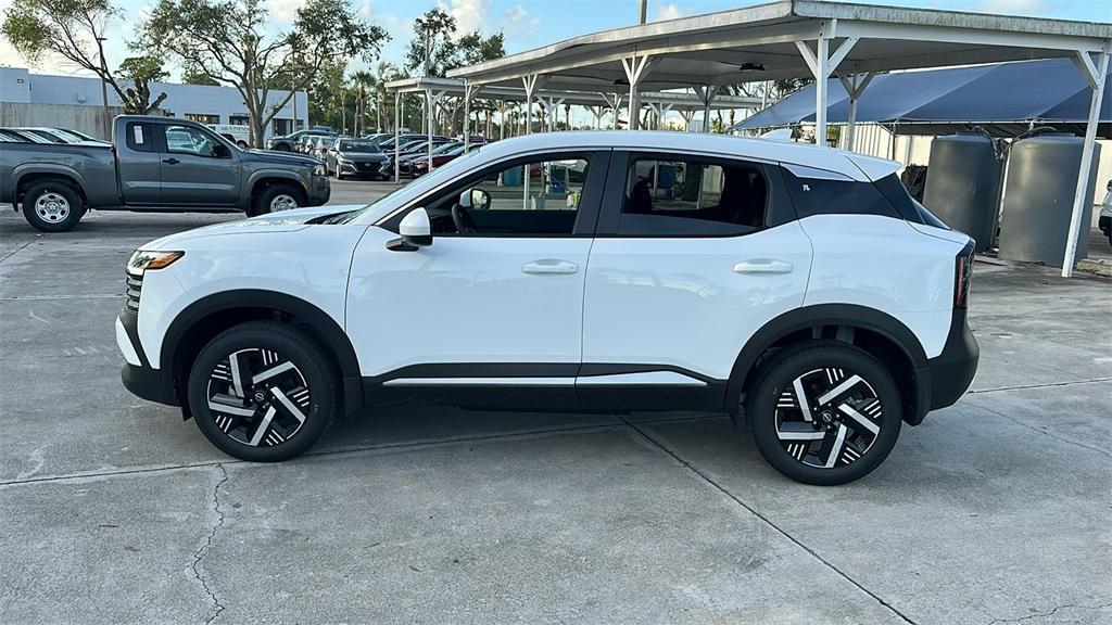 new 2025 Nissan Kicks car, priced at $24,918