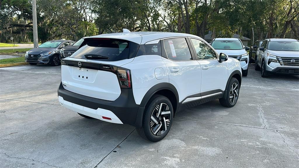 new 2025 Nissan Kicks car, priced at $24,918