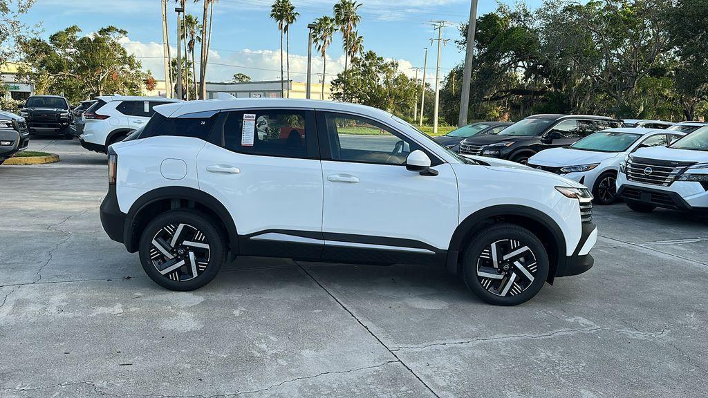 new 2025 Nissan Kicks car, priced at $24,041