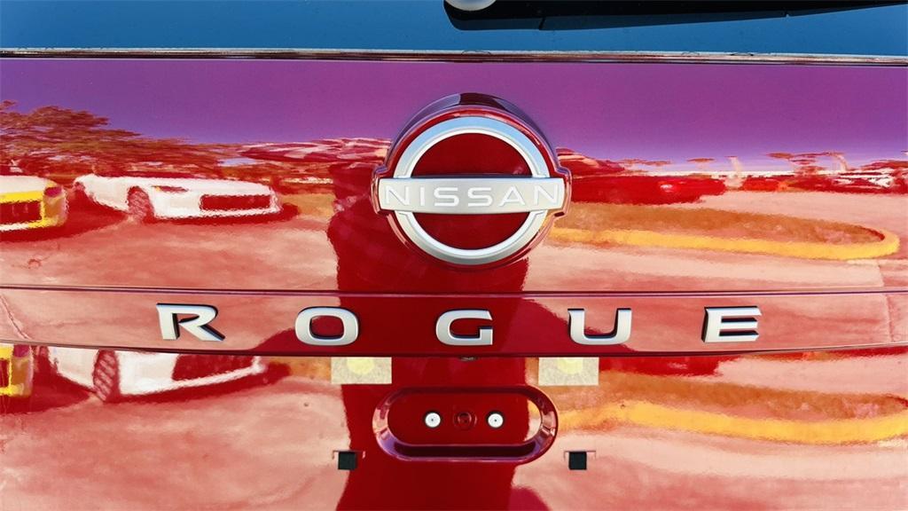 new 2025 Nissan Rogue car, priced at $31,062