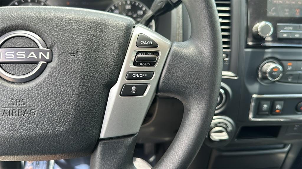 used 2023 Nissan Titan car, priced at $33,488