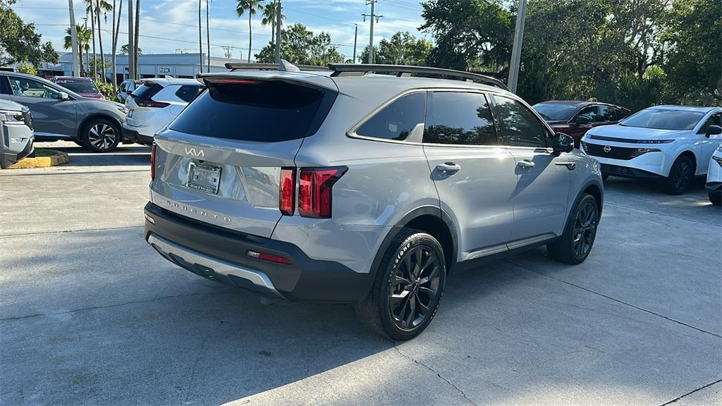 used 2022 Kia Sorento car, priced at $26,800