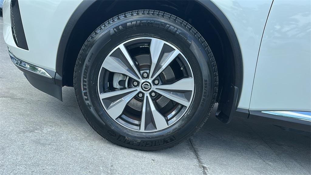 used 2020 Nissan Murano car, priced at $20,000