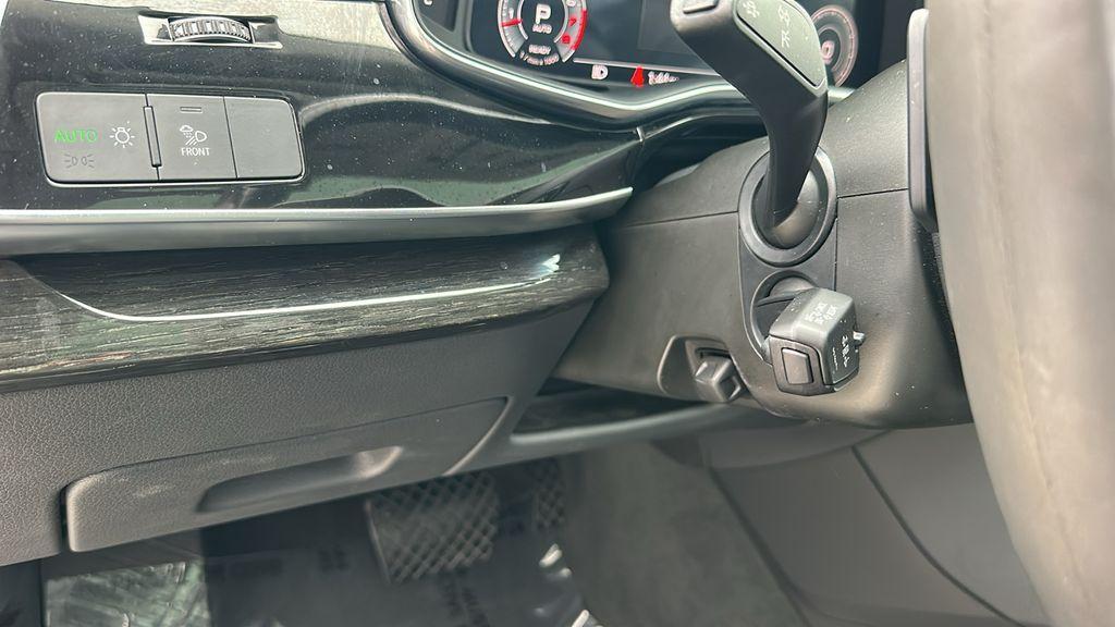 used 2022 Audi Q7 car, priced at $31,900