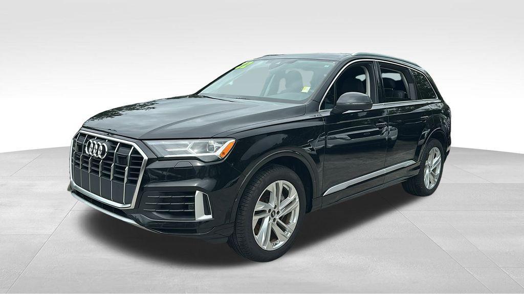 used 2022 Audi Q7 car, priced at $31,900