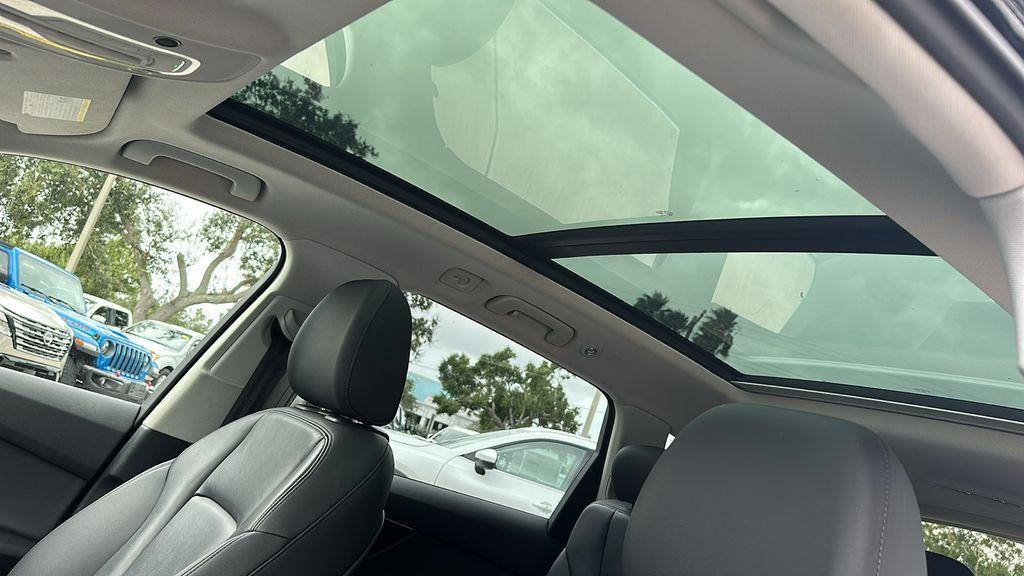 used 2022 Audi Q7 car, priced at $31,900