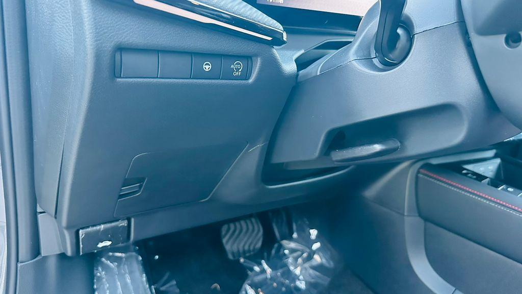 new 2025 Nissan Kicks car, priced at $26,638