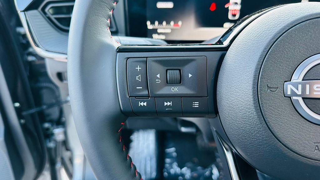 new 2025 Nissan Kicks car, priced at $26,638