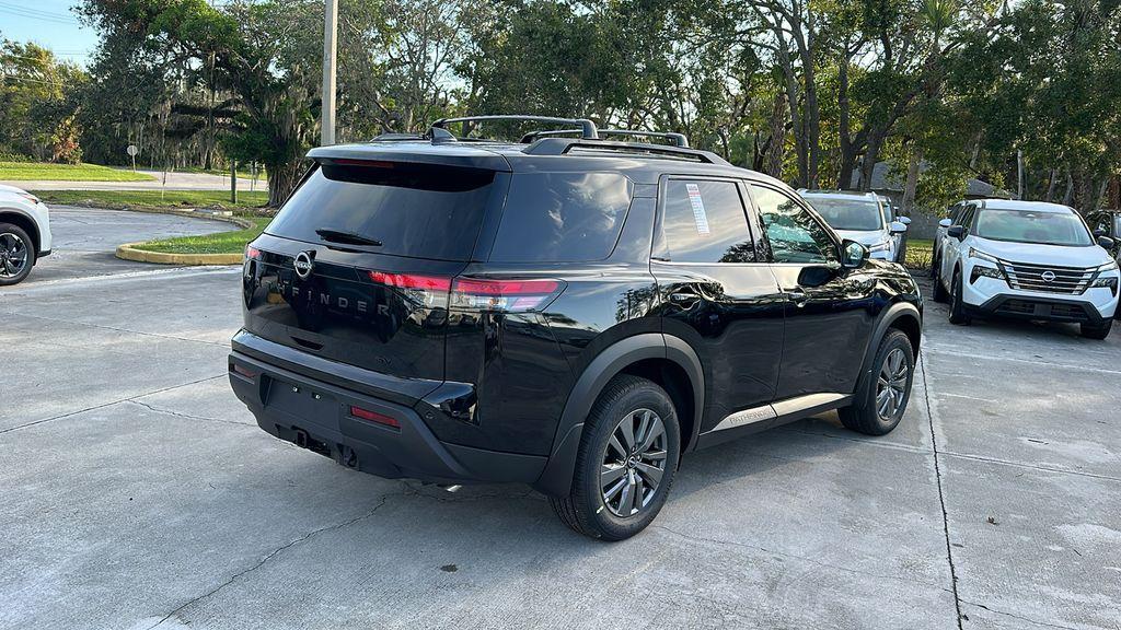 new 2024 Nissan Pathfinder car, priced at $35,668