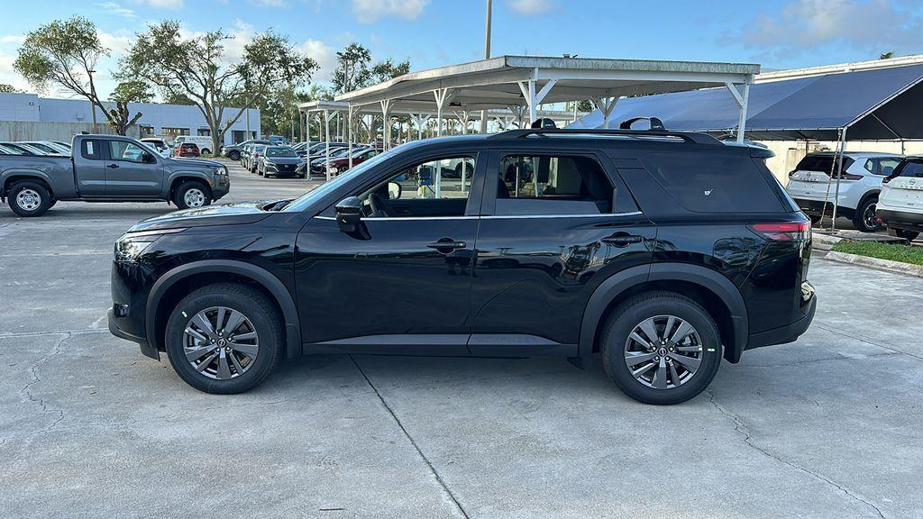 new 2024 Nissan Pathfinder car, priced at $35,668