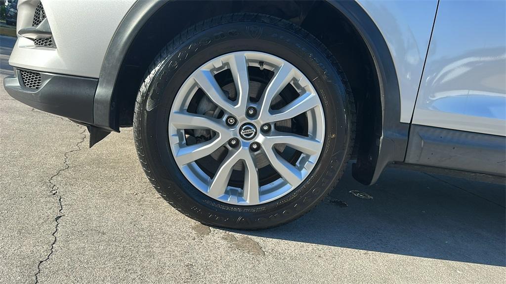 used 2020 Nissan Rogue Sport car, priced at $17,488
