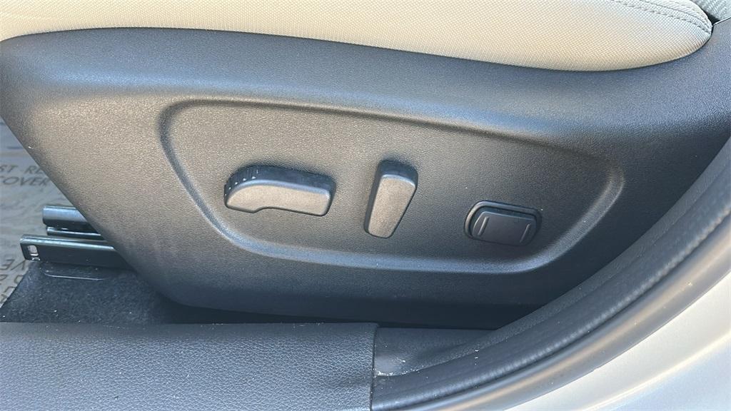 used 2020 Nissan Rogue Sport car, priced at $17,488