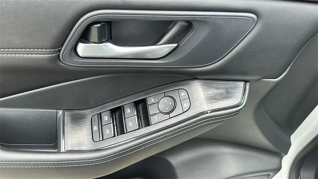 used 2023 Nissan Rogue car, priced at $22,988