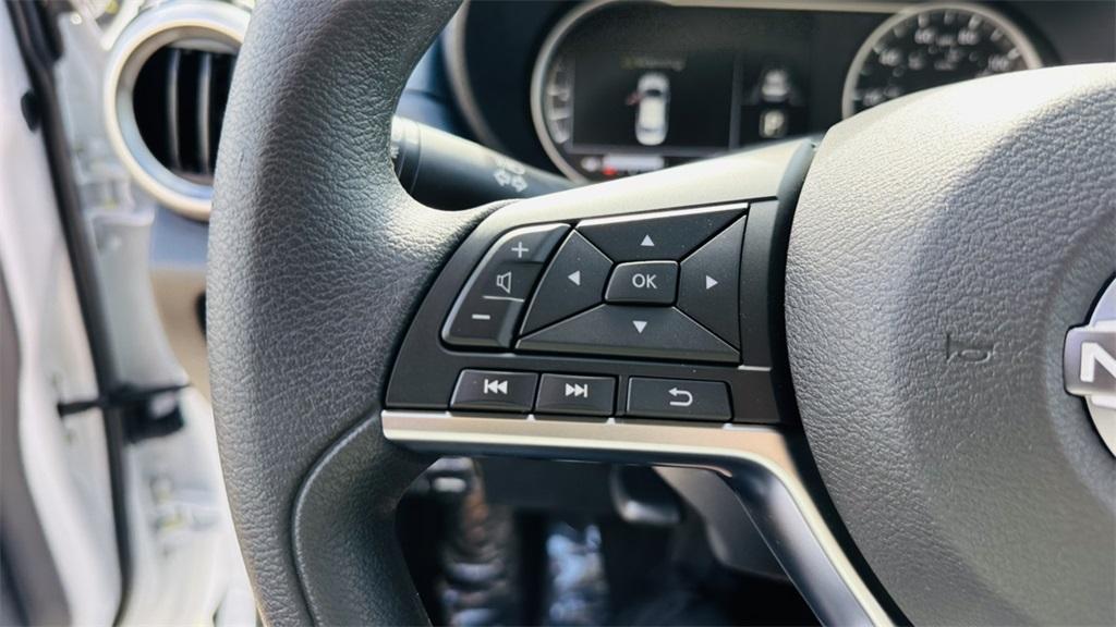 new 2025 Nissan Versa car, priced at $22,499